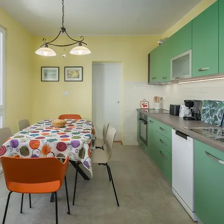 Bellavista With Amazing View Poreč